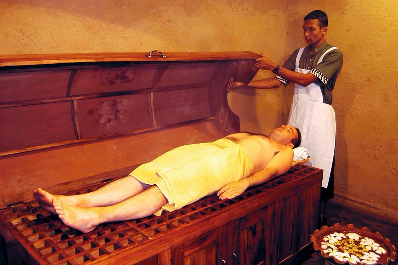 A Wellness Traveler Receive Ayurvedic Treatment - Picture by Amila Tennakoon on FLickr