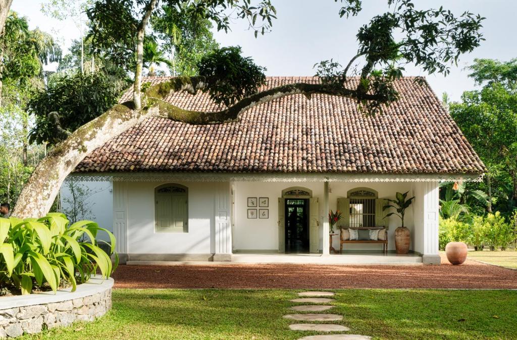 Traditional House Villa from Sukomala in Imaduwa