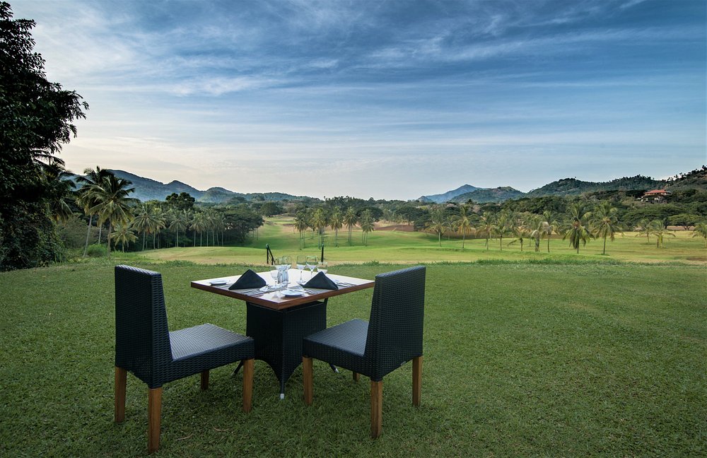 Victoria Golf Course Scenic Surrounding